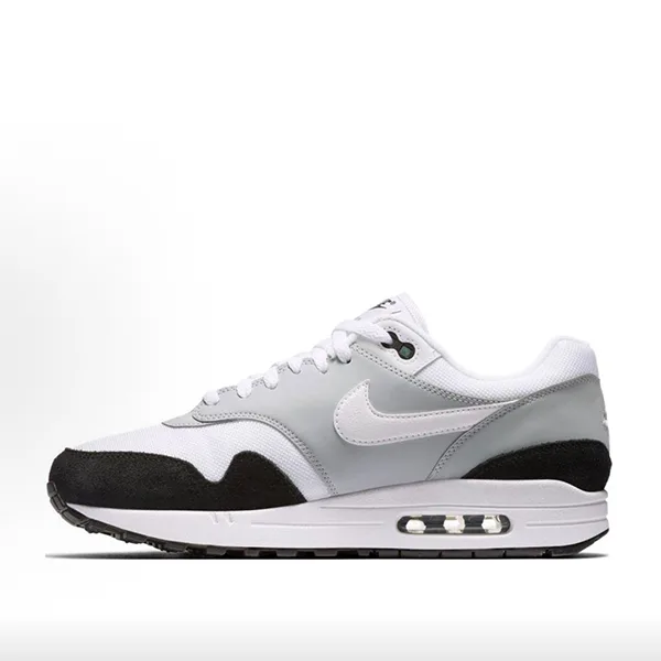 Nike Air Max 1 “Wolf Grey” 馬拉松跑步鞋 灰白黑 Nike Air Max 1 “Wolf Grey” 馬拉松跑步鞋 灰白黑