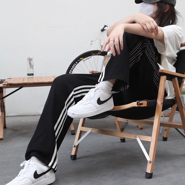 Nike Court Vision Low - 簡約百搭的穿搭指南 Nike Court Vision Low - 簡約百搭的穿搭指南