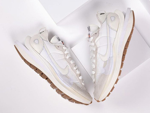 解密Sacai x Nike Vaporwaffle:真假鑑別技巧 Sacai x Nike Vaporwaffle真假