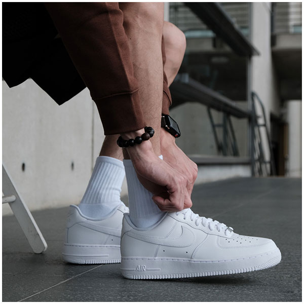 Nike Air Force 1全白真假鑒別:如何辨別正品 Air Force 1全白真假