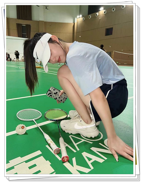 運動鞋的時尚變奏曲:挑戰不同風格的Nike 7900穿搭! 運動鞋的時尚變奏曲:挑戰不同風格的Nike 7900穿搭!