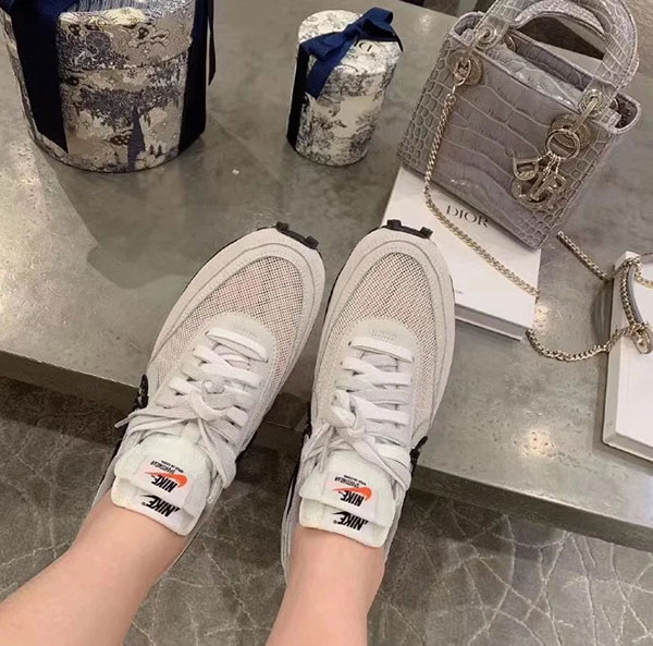 當前潮流追求:Nike x Sacai x Dior聯名系列真假鑑定指南 Nike x Sacai x Dior聯名真假