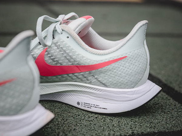 Nike Air Zoom Pegasus 35: 跑鞋界的經典之選 Nike Air Zoom Pegasus 35: 跑鞋界的經典之選