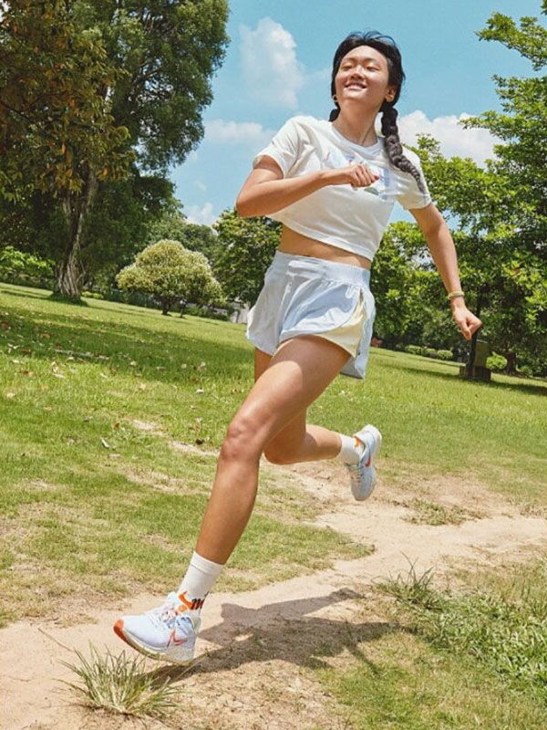 Nike Flyknit Max真假辨析:如何識別正品與山寨? Nike Flyknit Max 真假