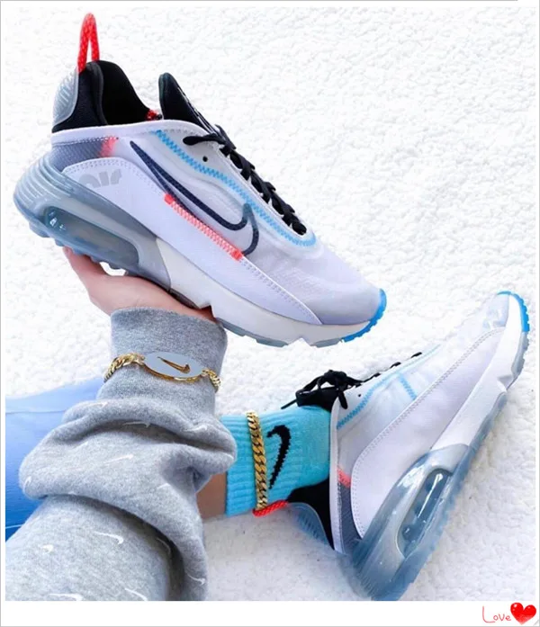 Nike Air Max 2090:超越經典的未來之作 Nike Air Max 2090評價