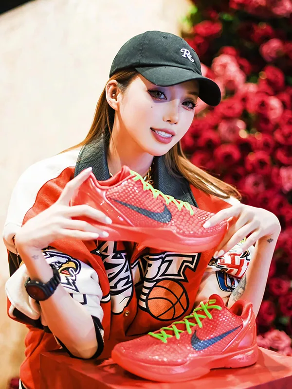 Kobe 5與Kobe 6:黑曼巴精神的兩代傳承 Kobe 5與Kobe 6:黑曼巴精神的兩代傳承
