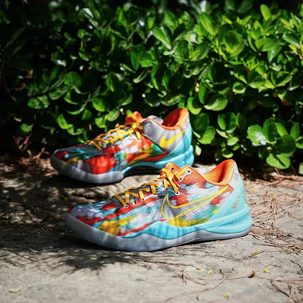 Kobe 8 Protro:籃球傳奇的現代演繹 Kobe 8 Protro:籃球傳奇的現代演繹