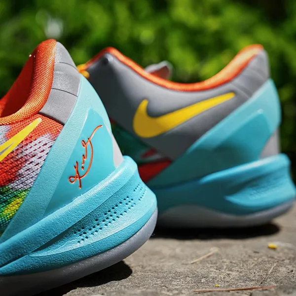 Kobe 8 Protro:籃球傳奇的現代演繹 Kobe 8 Protro:籃球傳奇的現代演繹