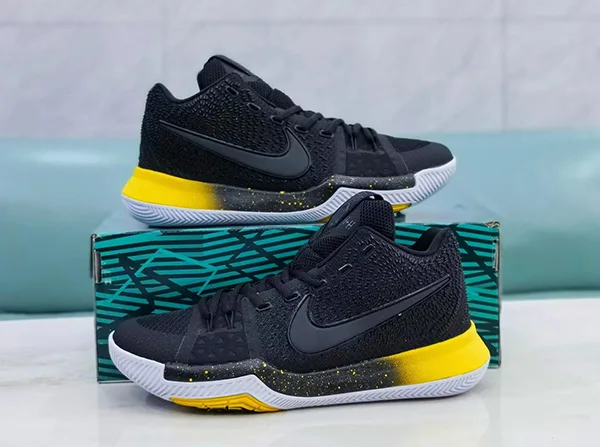 Kyrie 3籃球鞋:速度與掌控的藝術 Kyrie 3籃球鞋:速度與掌控的藝術
