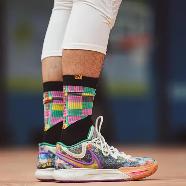 Kyrie 8 全面評測:靈活操控與卓越支撐的完美結合 Kyrie 8 全面評測:靈活操控與卓越支撐的完美結合