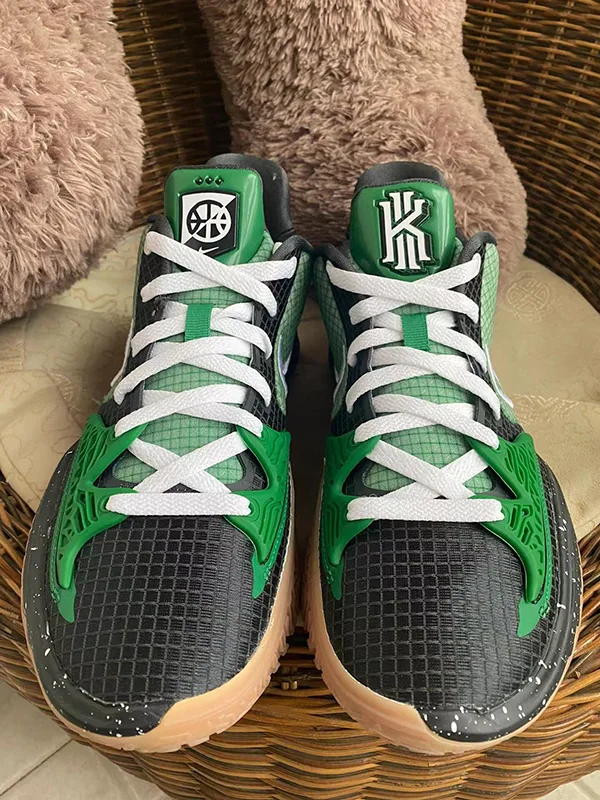 Kyrie Low 4:速度与性能的完美结合 Kyrie Low 4:速度与性能的完美结合