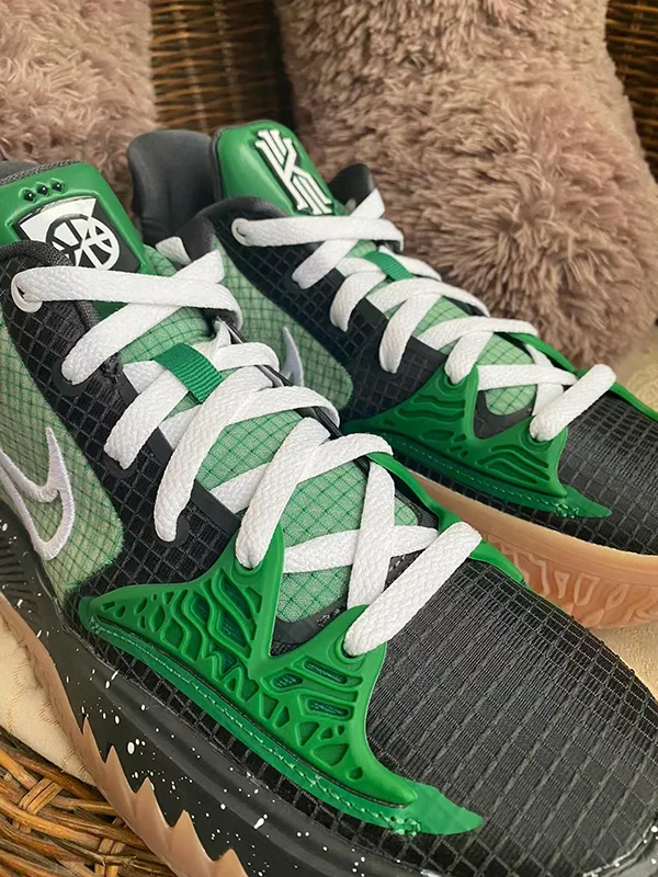 Kyrie Low 4:速度与性能的完美结合 Kyrie Low 4:速度与性能的完美结合