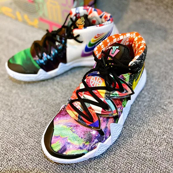 Kyrie S2 鞋評：完美結合風格與性能的籃球鞋