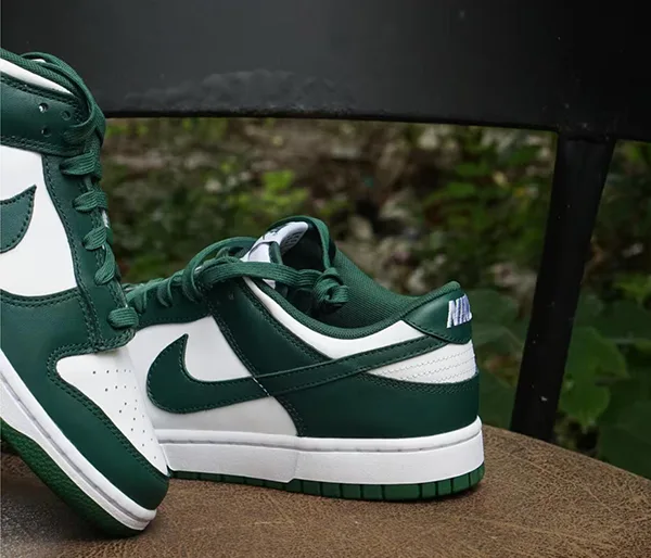 Nike Dunk:一款詮釋街頭文化的經典鞋款 Nike Dunk:一款詮釋街頭文化的經典鞋款