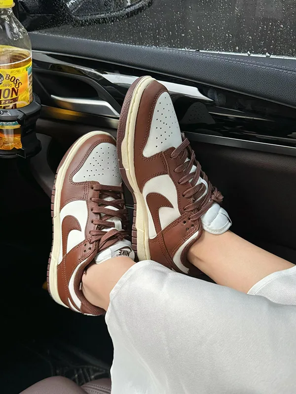 Dunk與Dunk Low：細節中的風格差異