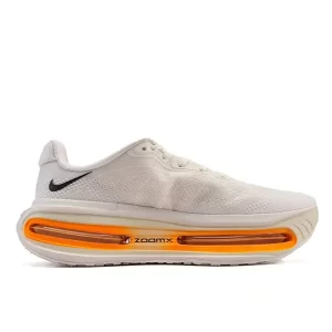 Nike Vomero Premium米白橙